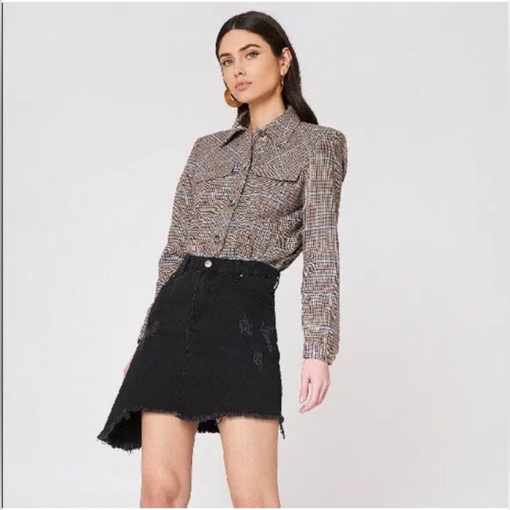 EVIDNT | Black Denim Asymmetrical Skirt 25 Distressed Raw Hem - Picture 1 of 9
